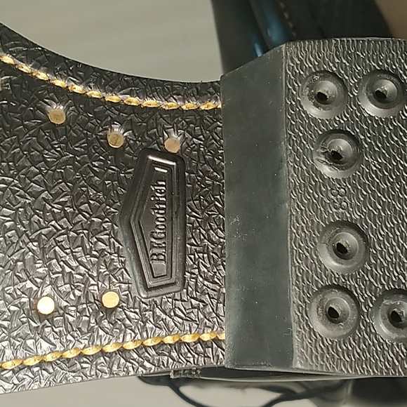 Vintage B F Goodrich black boots 9R (read ) - Picture 10 of 12